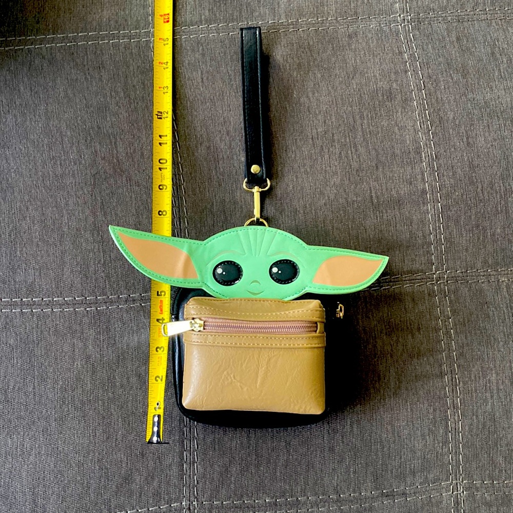 Disney Parks Star Wars Loungefly baby Yoda/ Grogu wristlet